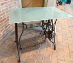 Singer tafel met glazen blad, Ophalen, Zo goed als nieuw