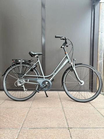 Meisjesfiets / Damesfiets Batavus als NIEUW beschikbaar voor biedingen