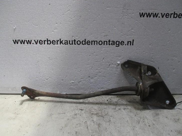 REACTIESTANG RECHTS VOOR Ford Fiesta 2 (01-1983/11-1989), Auto-onderdelen, Ophanging en Onderstel, Ford, Gebruikt