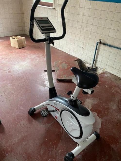 Christopeit CL-2 hometrainer, Sports & Fitness, Appareils de fitness, Comme neuf, Vélo d'appartement, Jambes, Métal, Enlèvement ou Envoi