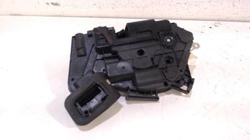 PORTIERVANGER CV ELEKTR. RECHTS VOOR Golf VI (5K1) (16A) beschikbaar voor biedingen