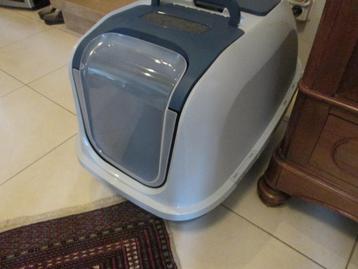 grote kattenbak beschikbaar voor biedingen