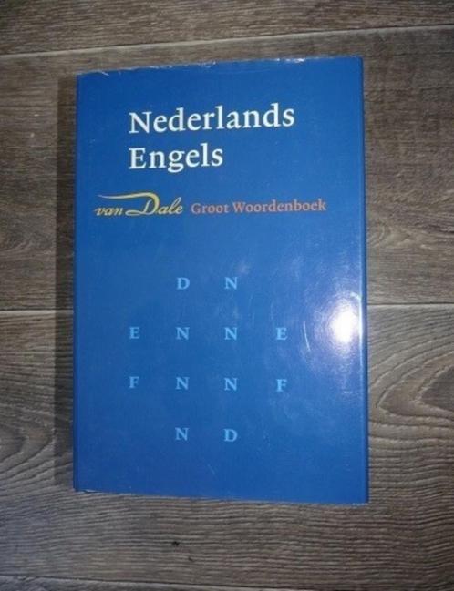 Professioneel Van Dale groot woordenboek Nederlands-Engels, Livres, Dictionnaires, Comme neuf, Anglais, Van Dale, Enlèvement ou Envoi