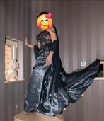 One of a kind bruidsjurk voor de pittige bruid, Kleding | Dames, Trouwkleding en Trouwaccessoires, ANDERE, Blauw, Schoenen, Ophalen of Verzenden