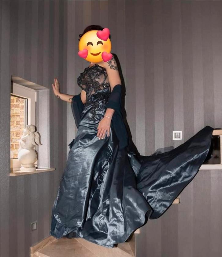 One of a kind bruidsjurk voor de pittige bruid, Kleding | Dames, Trouwkleding en Trouwaccessoires, Zo goed als nieuw, Schoenen