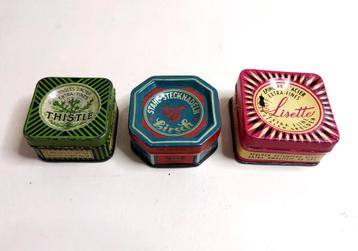 3 Vintage kopspeldendoosjes beschikbaar voor biedingen