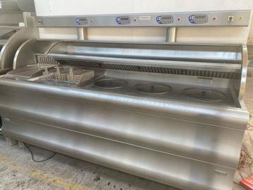 PERFTA GASfriteuse met 4 tanks en chromen gasbakplaat  beschikbaar voor biedingen