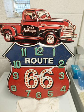 VINTAGE ROUTE 66 METALEN KLOK beschikbaar voor biedingen