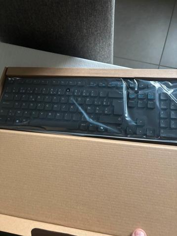 Dell toetsenbord en muis nieuw ! beschikbaar voor biedingen
