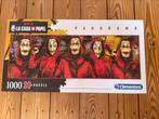 Panorama puzzel - La Casa De Papel, Ophalen of Verzenden, 500 t/m 1500 stukjes, Zo goed als nieuw, Legpuzzel