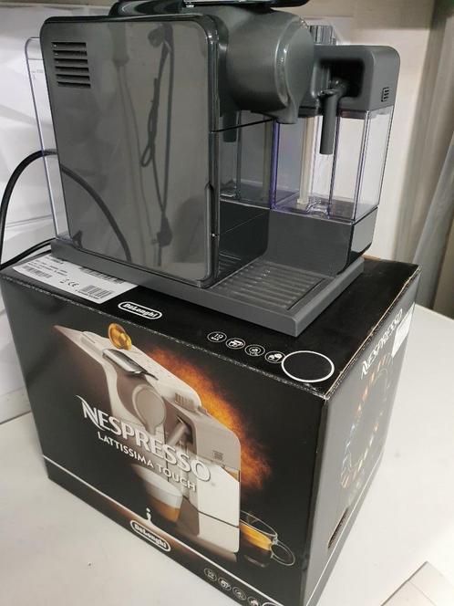 De'Longhi Nespresso Lattissima Touch (nespresso cups), Electroménager, Cafetières, Comme neuf, Dosettes et capsules de café, Cafetière