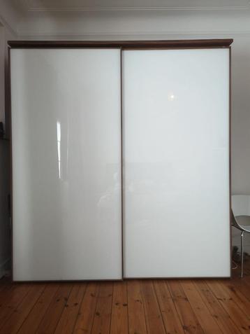 Garderobe van het Duitse merk STAUD  beschikbaar voor biedingen