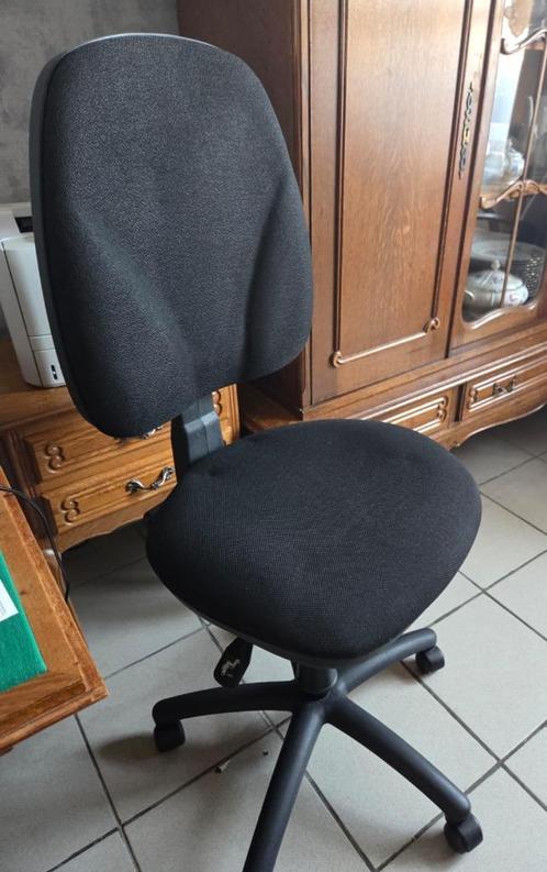 Ergonomische bureaustoel - Uitstekende staat, Huis en Inrichting, Bureaustoelen, Zo goed als nieuw, Bureaustoel, Zwart, Ergonomisch