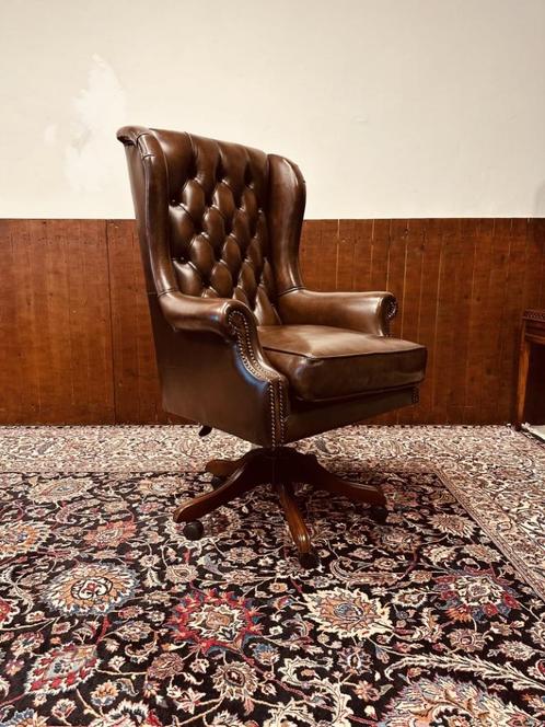 Luxe Klassiek Engel Chesterfield Bureaustoel, Antiek en Kunst, Antiek | Kantoor en Zakelijk, Ophalen of Verzenden