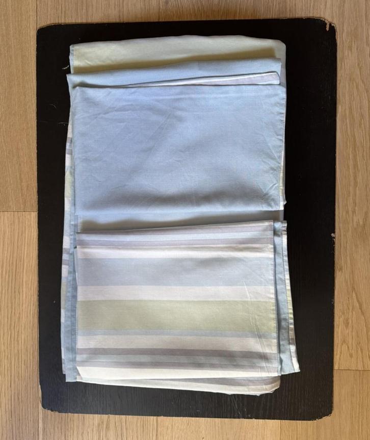 dekbedovertrek en 2 kussenslopen, Huis en Inrichting, Slaapkamer | Beddengoed, Zo goed als nieuw, Dekbedovertrek, Tweepersoons