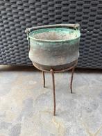 Koperen potje op voet, Antiek en Kunst, Ophalen of Verzenden