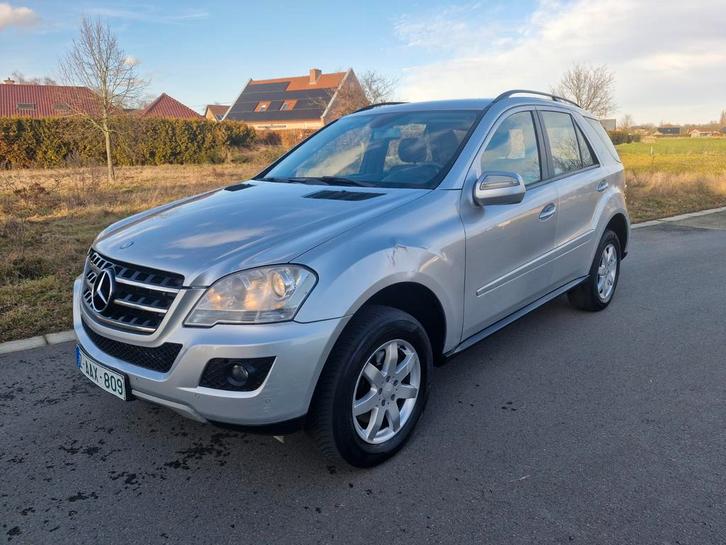 MERCO ML 320 CDI 4MATIC BJ 2009 FACELIFT LÉGER CARGO 3500 KG, Autos, Mercedes-Benz, Entreprise, Achat, Classe M, 4x4, ABS, Airbags
