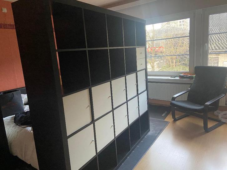 Kallax kasten, Huis en Inrichting, Kasten | Wandmeubels, Gebruikt, 150 tot 200 cm, 150 tot 200 cm, 25 tot 50 cm, Met lade(s), Met deur(en)