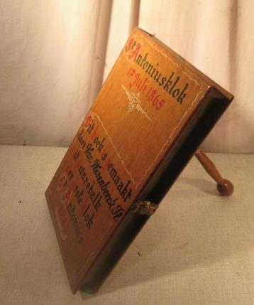 Houten Boek gemaakt van de St-Antonius Klok - 1865 beschikbaar voor biedingen
