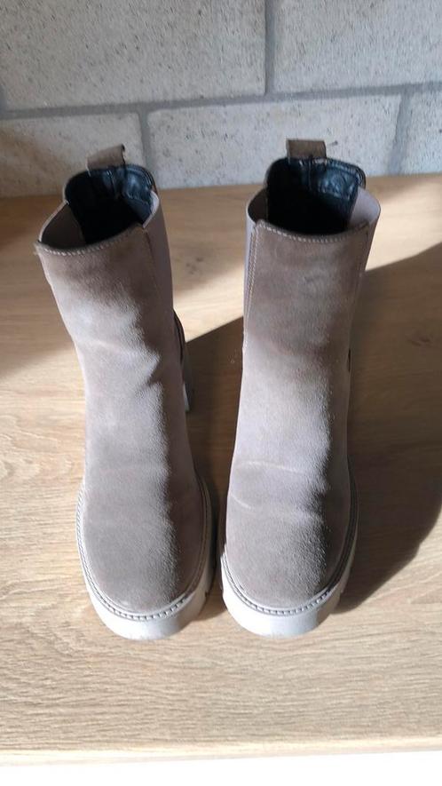 Bottines Chelsea Tamaris taille 37, Vêtements | Femmes, Chaussures, Porté, Boots et Botinnes, Beige, Enlèvement ou Envoi