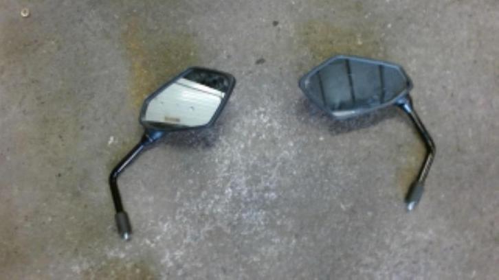 retroviseur  gauche kawasaki 900 vn, Vélos & Vélomoteurs, Pièces de cyclomoteur | Scooters, Utilisé, Enlèvement ou Envoi