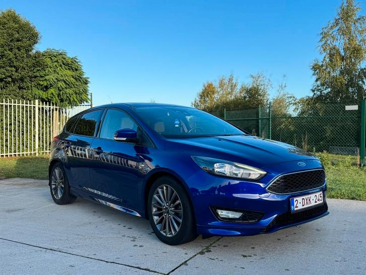 Ford Focus ST-Line 2016 – Euro 6B benzine -Trekhaak, Auto's, Ford, Particulier, Focus, ABS, Airbags, Airconditioning, Alarm, Bluetooth