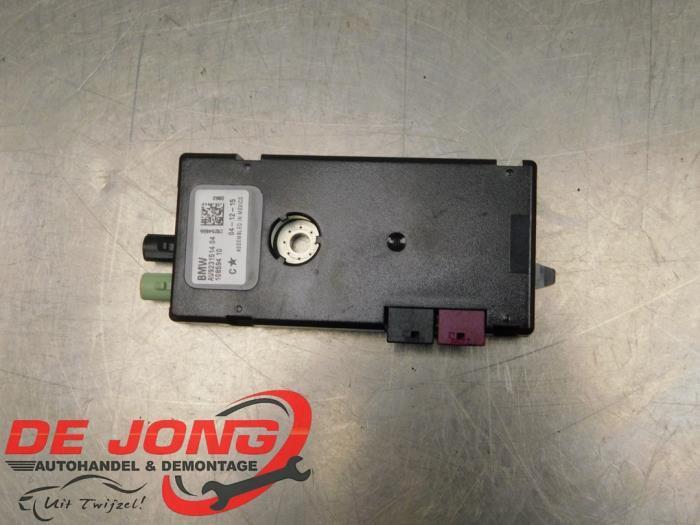 Antenne amplificateur d'un BMW 3-Serie, Autos : Pièces & Accessoires, Électronique & Câbles, BMW, Utilisé, 3 mois de garantie