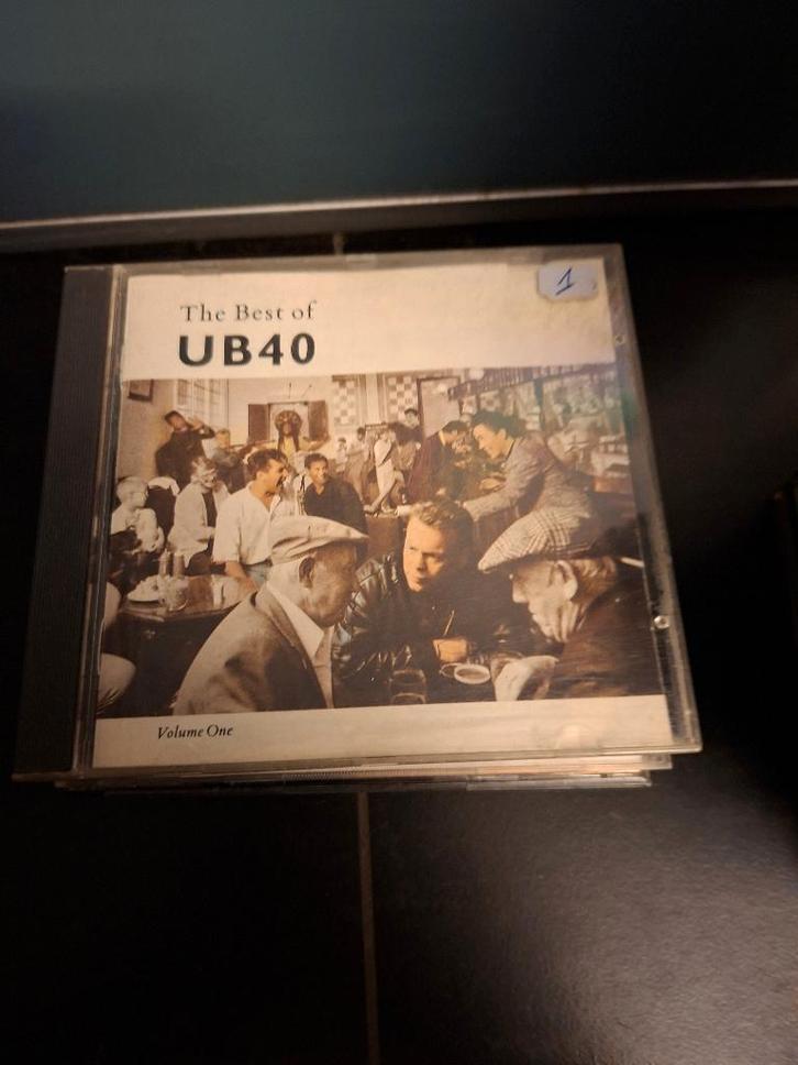 cd - ub 40 - the best of volume 1, Cd's en Dvd's, Cd's | Pop, Gebruikt, 1980 tot 2000, Ophalen of Verzenden