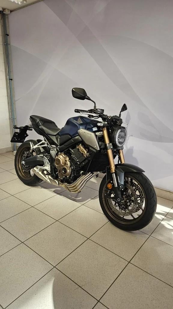 Honda CB650R (bj 2022), Motoren, Motoren | Honda, Bedrijf, Meer dan 35 kW, Overig, 650 cc