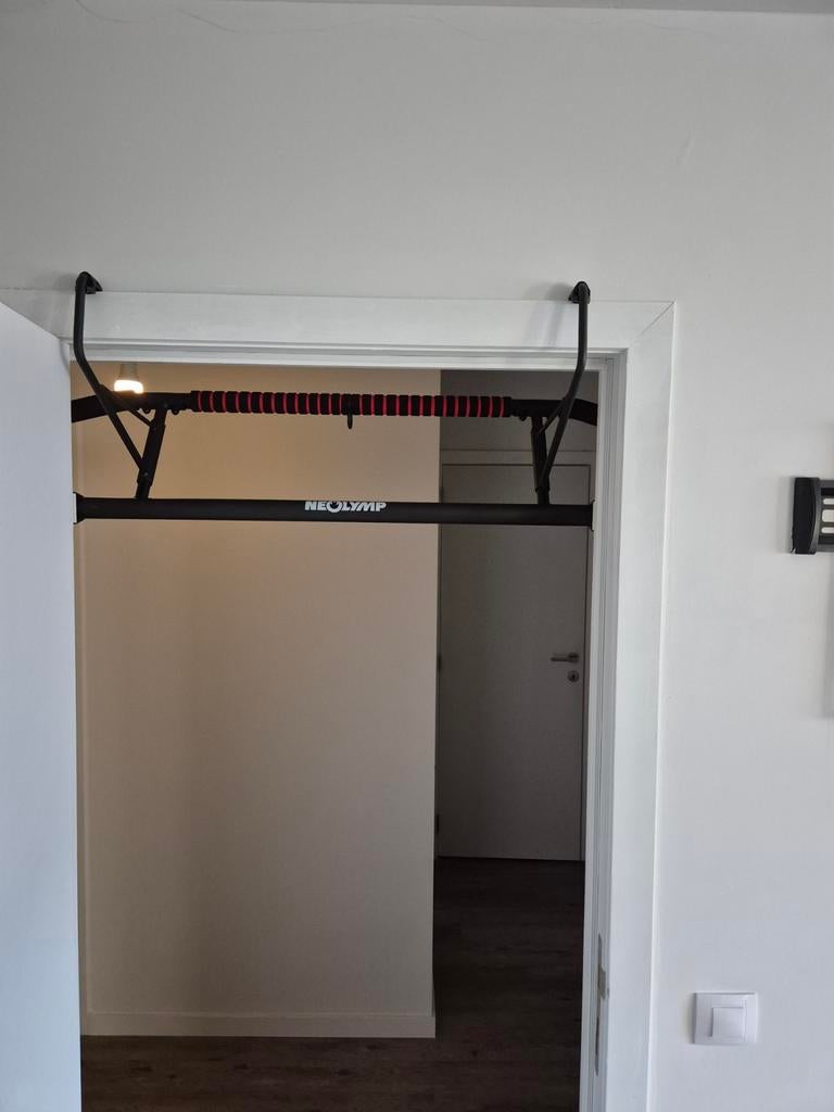 Pull up bar - optrekstang deur, Sport en Fitness, Ophalen