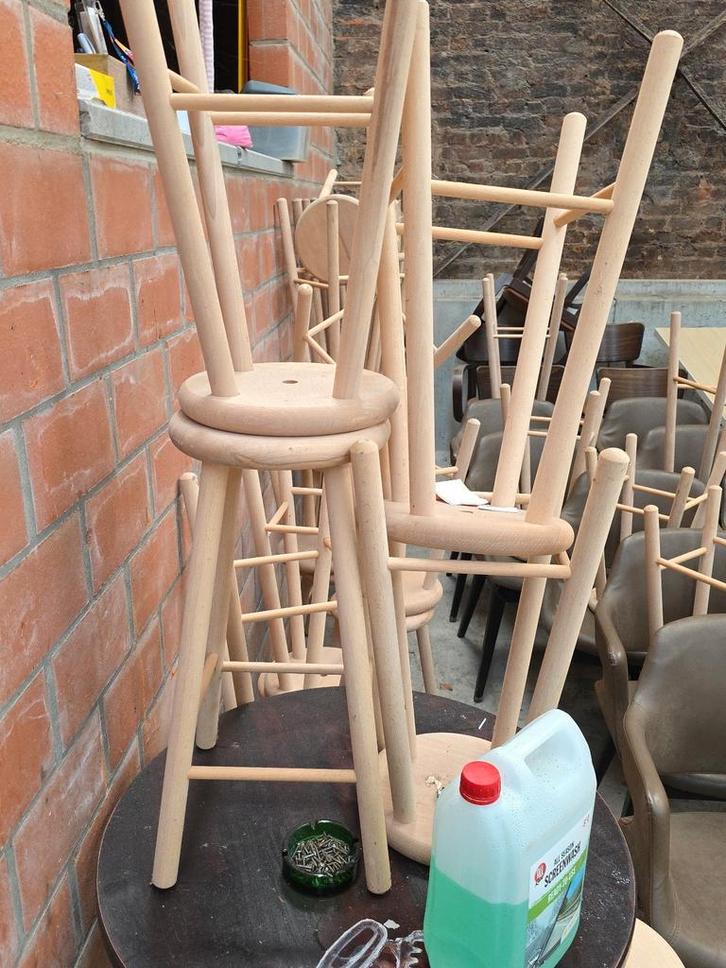 Nieuwe barkrukken massief beuk bar cafe horeca lot partij, Hobby en Vrije tijd, Feestartikelen | Verhuur, Ophalen of Verzenden