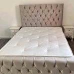 Fluwelen Bed – Modern en Comfortabel, Huis en Inrichting, Verzenden