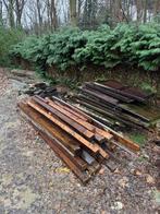 Gratis grote partij houten balken + oude luiken, Doe-het-zelf en Bouw, Ophalen, Gebruikt