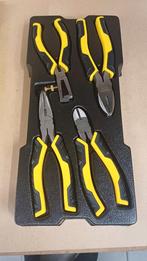 Ensemble de 4 pinces Stanley dans un module pour chariot à o, Bricolage & Construction, Enlèvement ou Envoi, Neuf