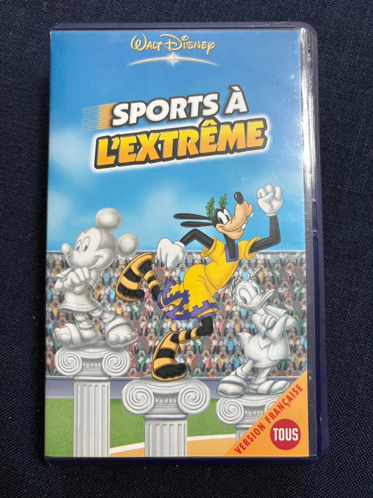 LOT 4 VHS — ANIMATIE- EN DISNEYKLASSIEKERS, Ophalen, Gebruikt