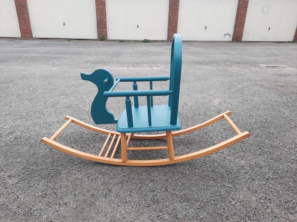 Schommeleendje, Ophalen