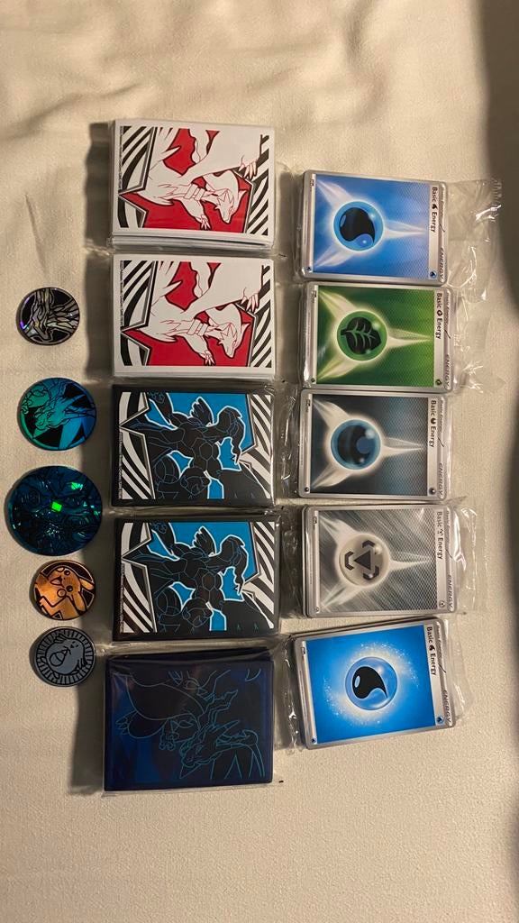 Sleeves/ Energys/ munten Pokémon, Ophalen, Zo goed als nieuw