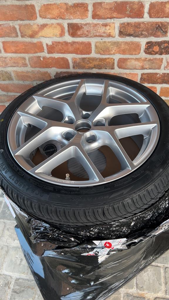 Borbet Y 17” 5x112, Autos : Pièces & Accessoires, Pneus & Jantes, Pneus et Jantes, 4 Saisons, Véhicule de tourisme, 205 mm