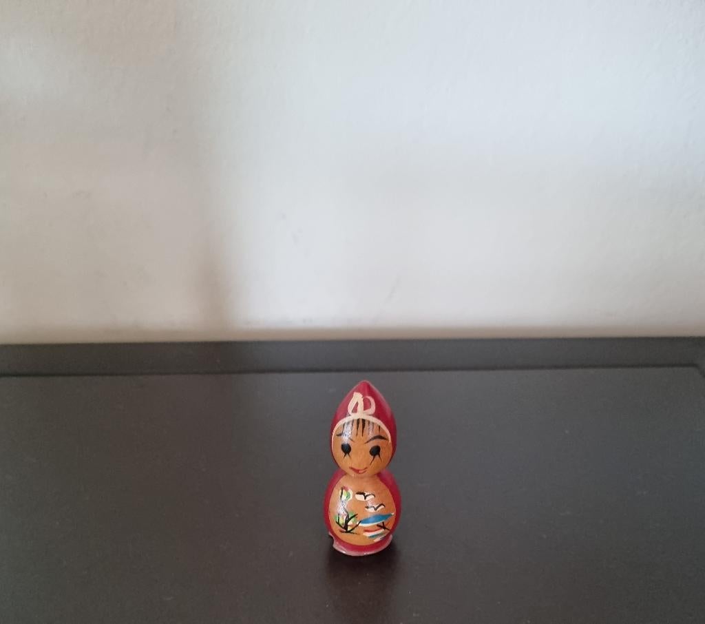 Joli donguri (glands et glands) Kokeshi, Envoi