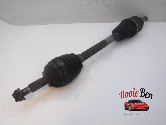 Aandrijfas links-voor van een Dacia Logan, Auto-onderdelen, Remmen en Aandrijving, Dacia, Gebruikt, 3 maanden garantie, Ophalen of Verzenden