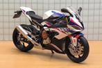 BMW S1000RR wht/blue 1:12, Enlèvement ou Envoi, Neuf, 1:9 à 1:12, Moteur