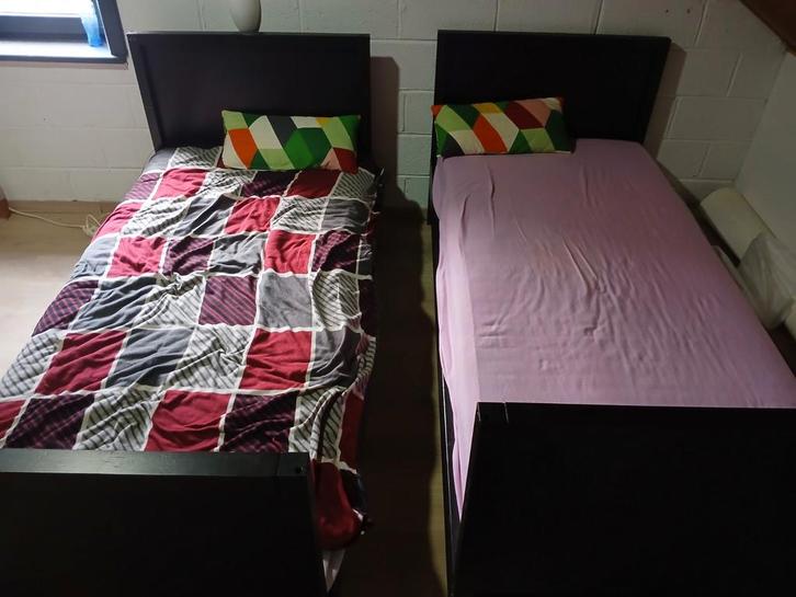 IKEA, 2 eenpersoonsbedden met matras, Huis en Inrichting, Slaapkamer | Boxsprings, 200 cm, Ophalen