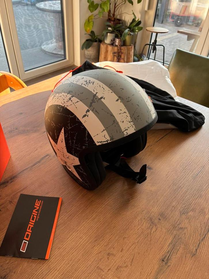 Helm niet gebruikt nieuw in de doos, Motoren, Kleding | Motorhelmen, Dames, Heren, XL, Overige merken, Nieuw zonder kaartje, Ophalen