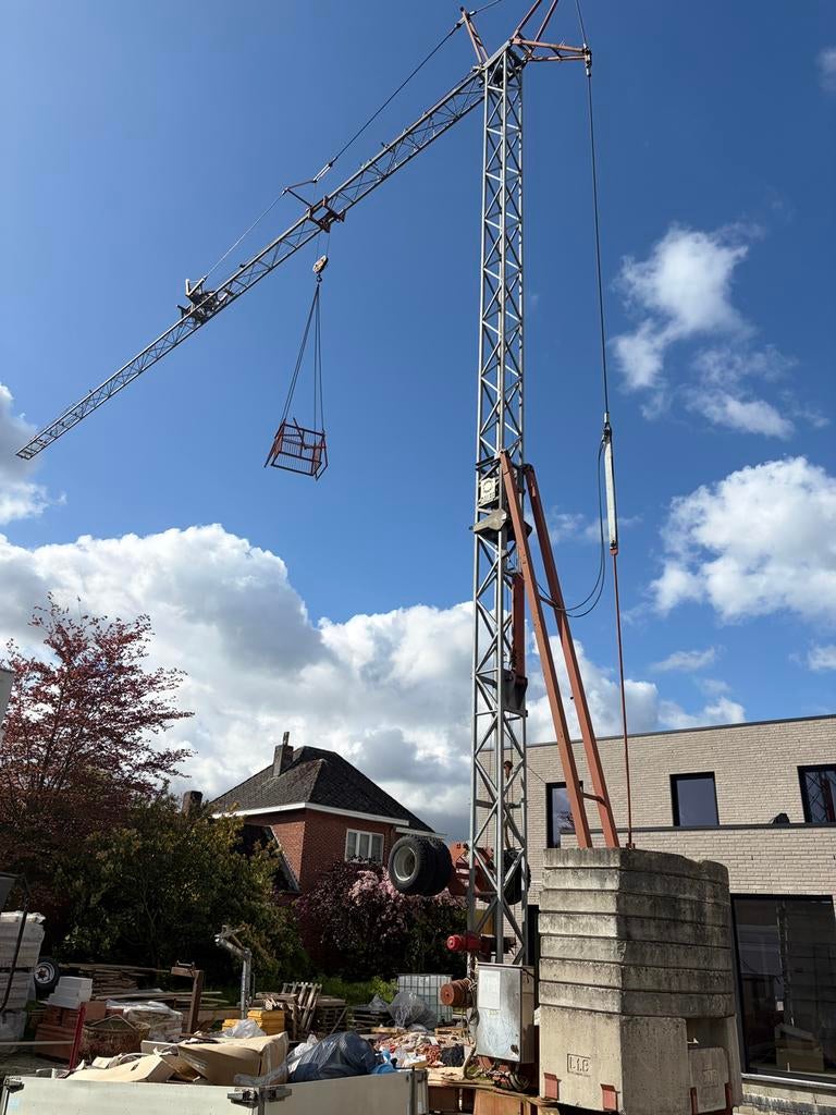 Bouwkraan 27m, Articles professionnels, Machines & Construction | Grues & Excavatrices, Grue, Enlèvement