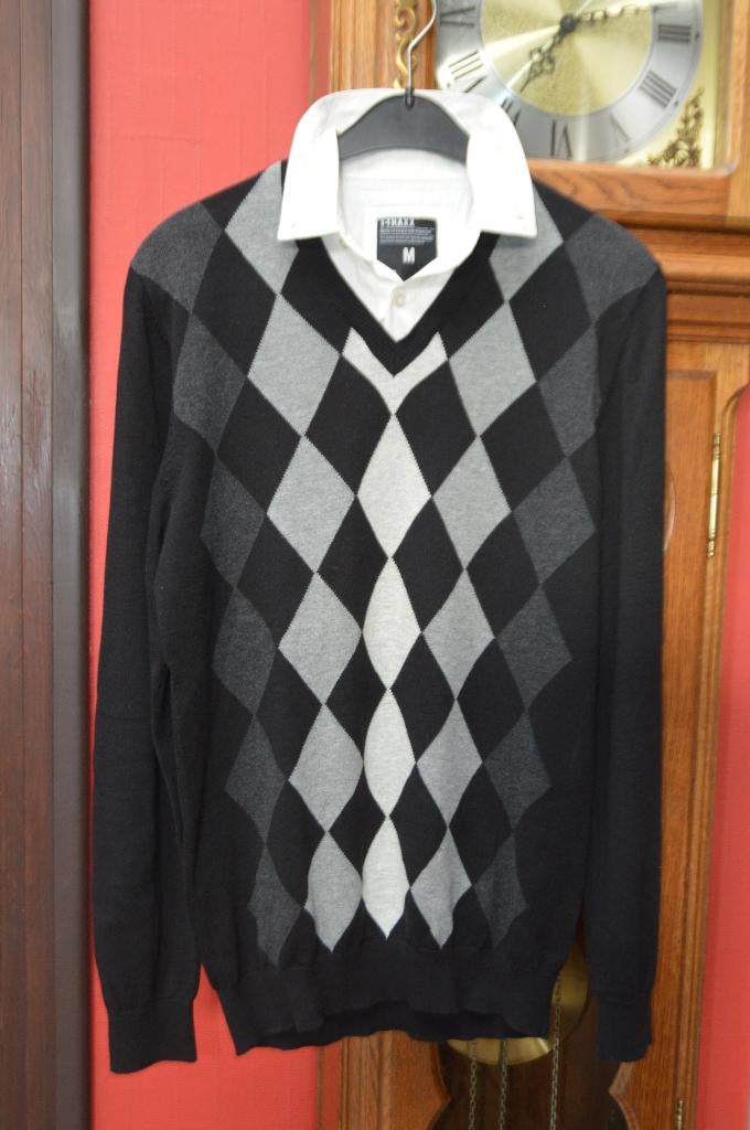 Pulls homme de marque Taille M Très bon état à 8€ pièce!, Enlèvement ou Envoi, Comme neuf, Autres couleurs, J&J,Jules,Garcia,EDC,...