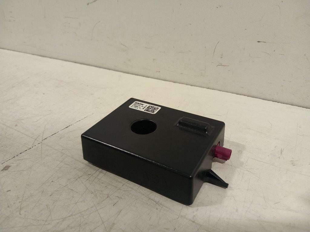 Antenne versterker BMW Z4, Ophalen of Verzenden, Van der Ven Autorecycling B.V., Onderdelen@venauto.nl, Ettenseweg 76, 4706 PB Roosendaal, The Netherlands