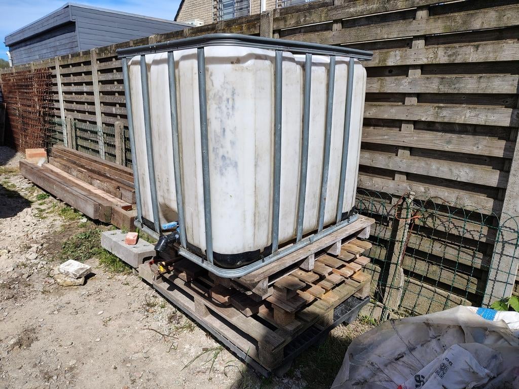IBC vat / watervat 1000 liter op pallet, Ophalen