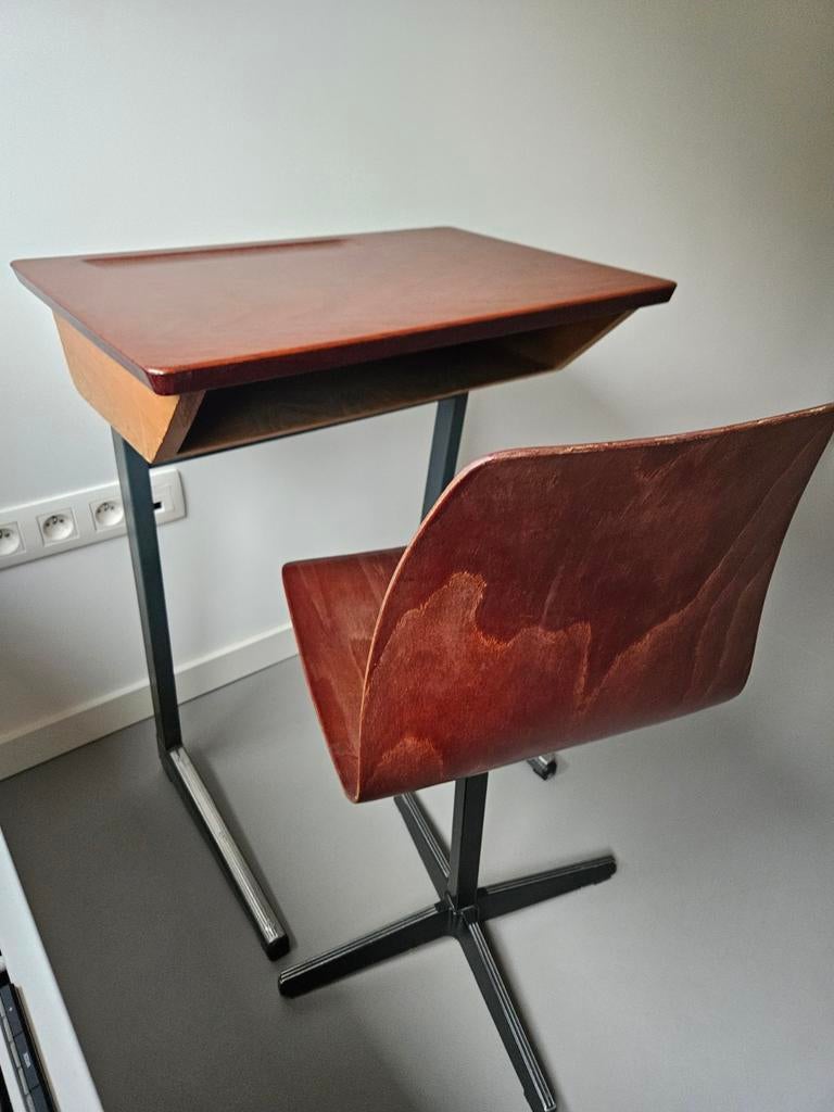 Vintage bureau tafel en stoel, Ophalen