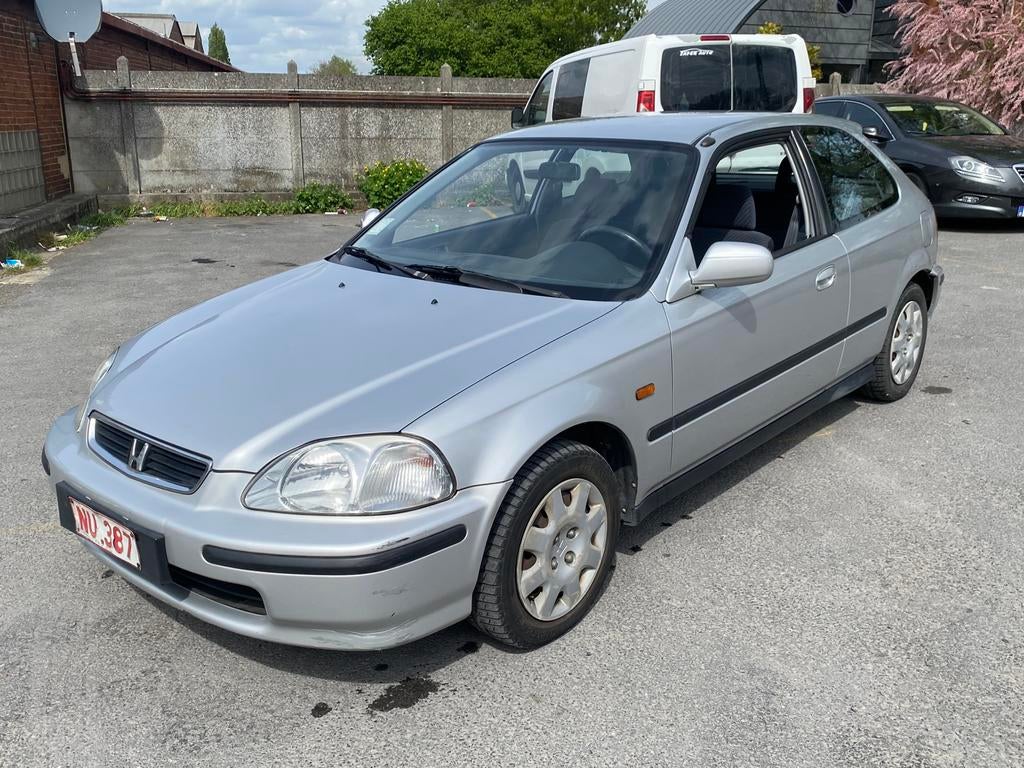Honda civic ej9 boite manuelle 135.000km, 1395 cm³, Argent ou Gris, Boîte manuelle, Entretenue par le concessionnaire