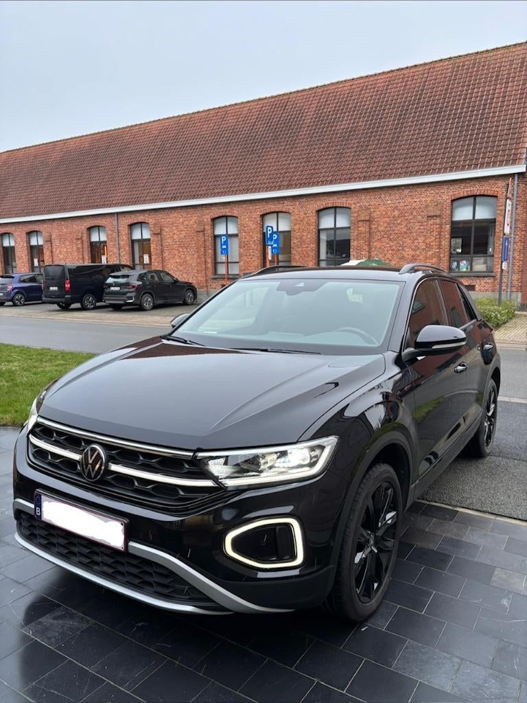Volkswagen T-Roc Black Style 1,5 TSI (150pk), Auto's, Volkswagen, Particulier, T-Roc, ABS, Achteruitrijcamera, Adaptive Cruise Control